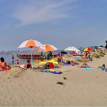 לינה וארוחת בוקר El Puerto